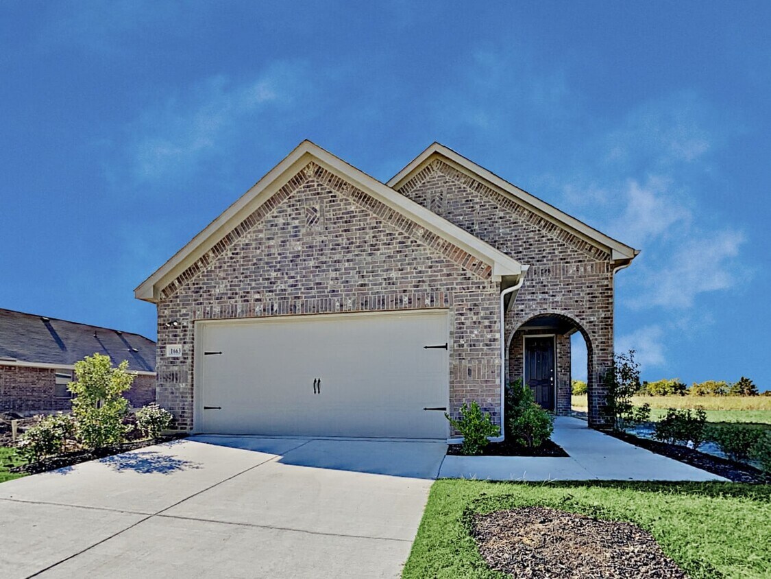 1663 Timpson Dr House Rental in Heath, TX