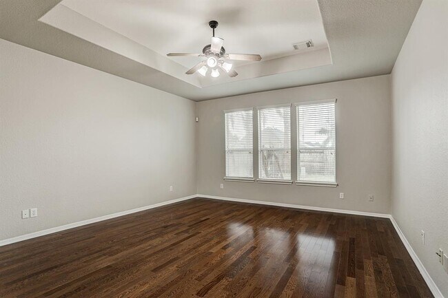 Building Photo - 2626 Canyon Falls Dr