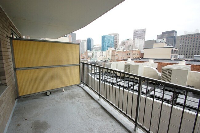 Building Photo - 151 Tremont St