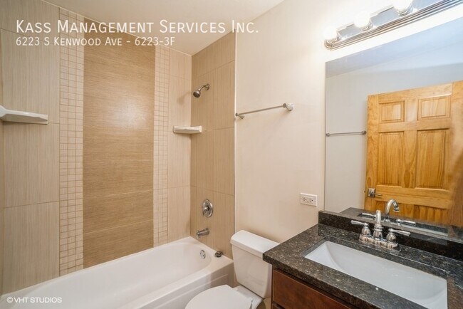Foto del edificio - 6223 S Kenwood Ave