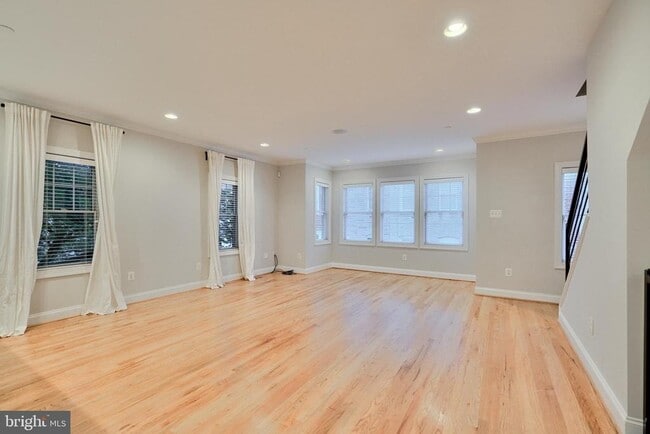 Building Photo - 1714 Olive St