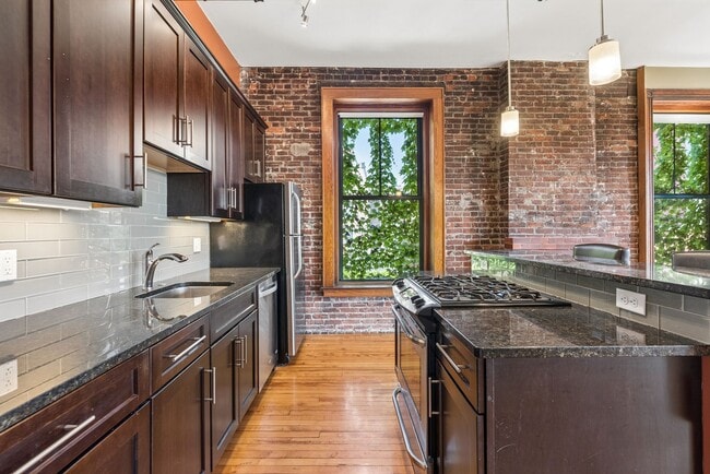Unit #5 - 46 Market St