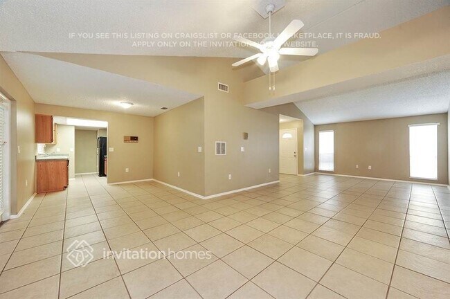 Building Photo - 2241 Ginger Way