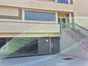 Building Photo - 335 S Sierra Madre Blvd