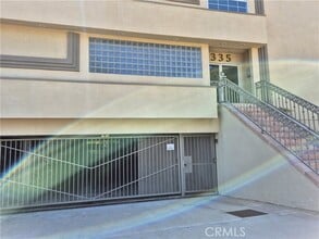 Building Photo - 335 S Sierra Madre Blvd