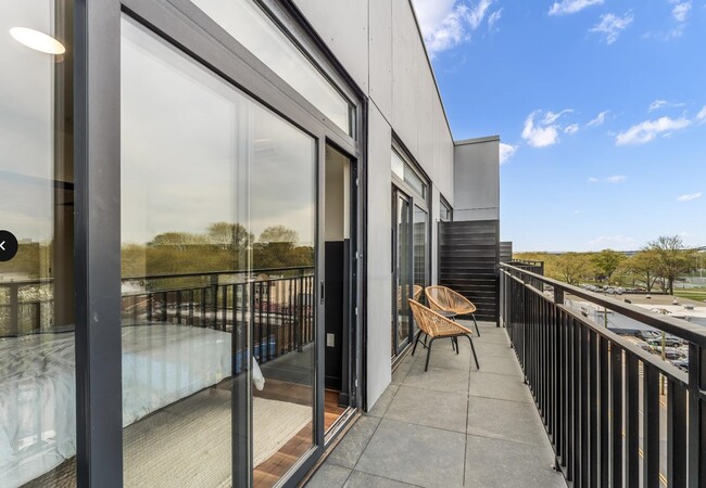 Foto del edificio - 857 Communipaw Ave