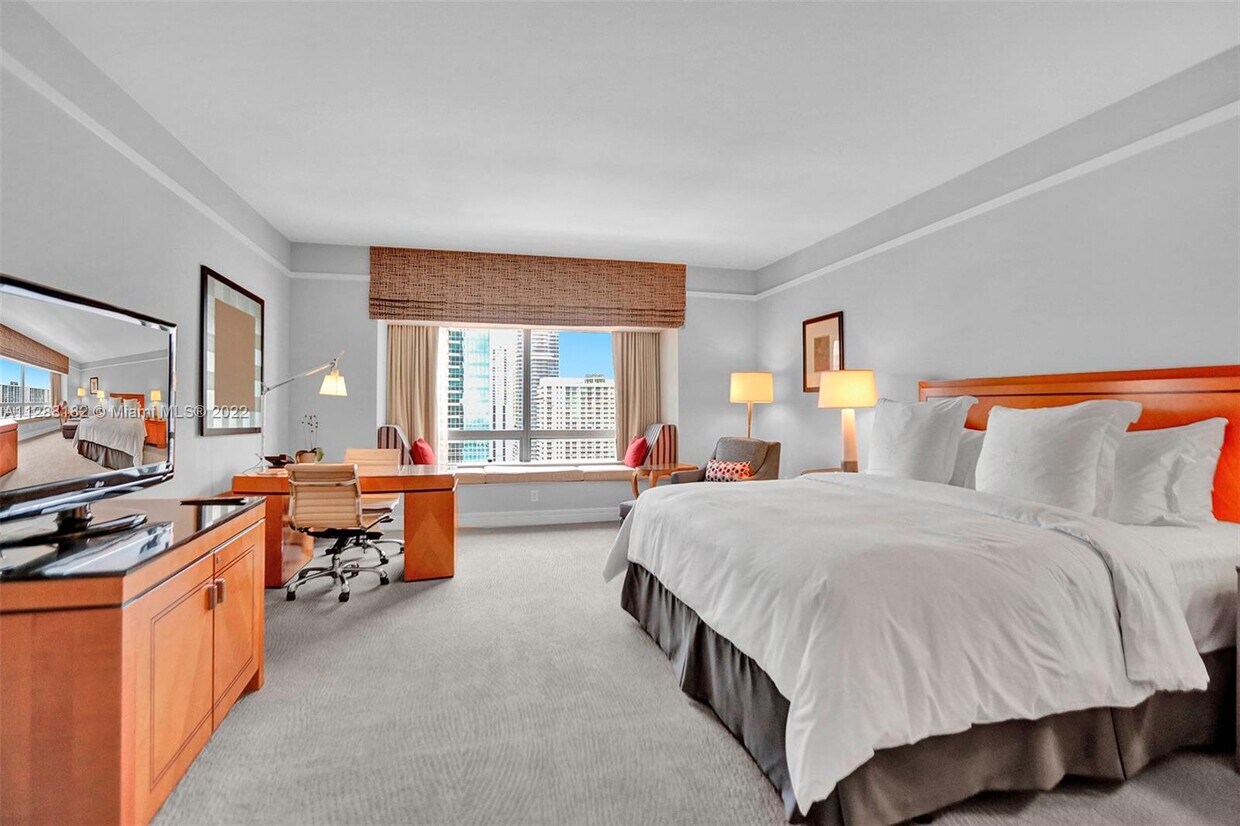 Foto principal - 1435 Brickell Ave
