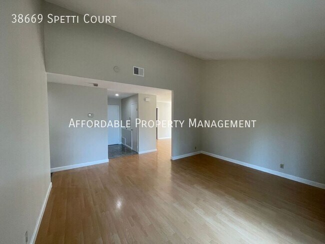 Building Photo - 38669 Spetti Ct