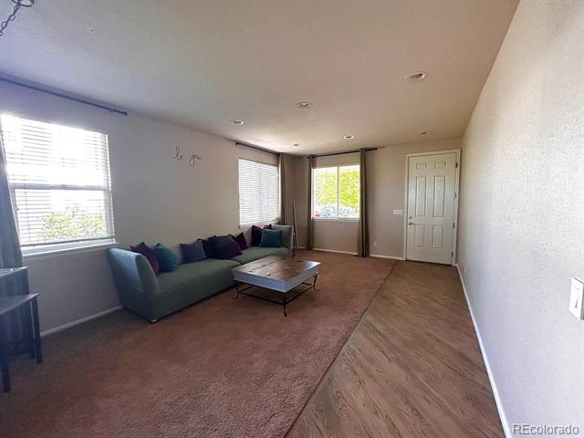 Building Photo - 5639 Jaguar Way