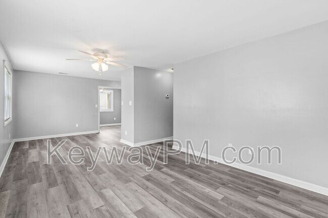 Foto del edificio - 902 Alfred St NE