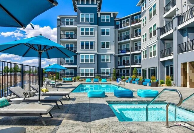 Foto del edificio - 375 Harbour Cove Dr