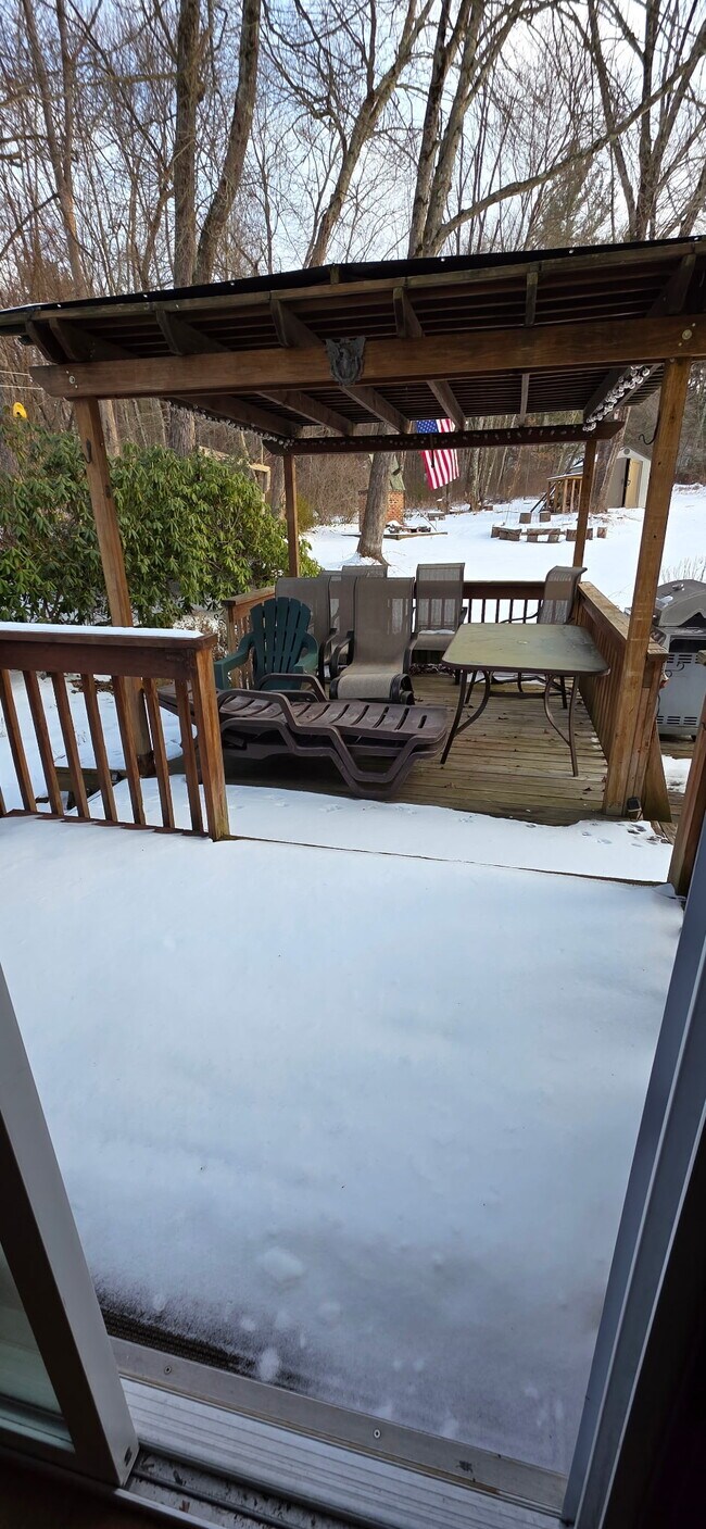 Building Photo - 23 Mill St