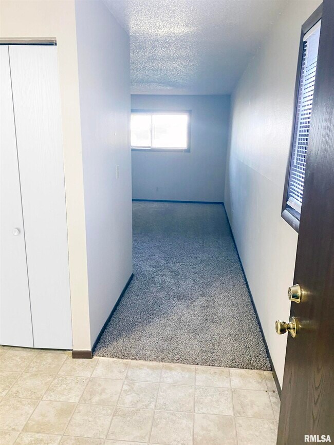 Foto del edificio - 2622 W Willowlake Dr