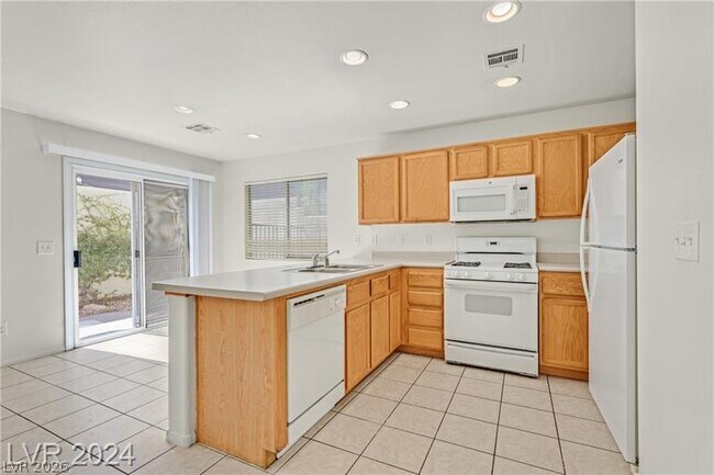 Building Photo - 10239 Keystone Pastures St