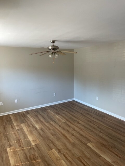 Building Photo - 129 Apache Trail