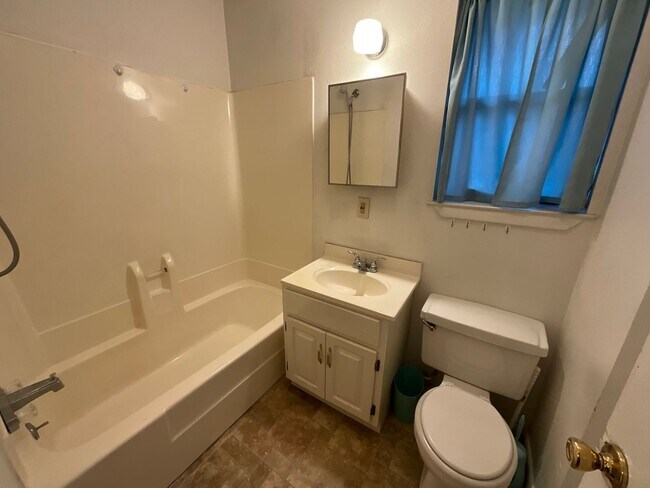 Foto del edificio - Recently renovated apartment in Chipley