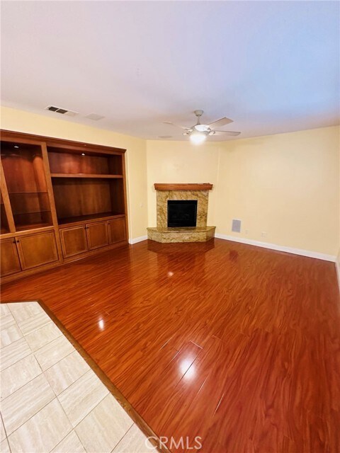 Foto del edificio - 31165 Hidden Lake Rd