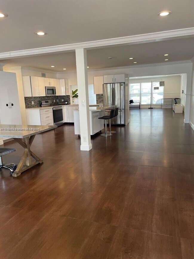 Foto del edificio - 4721 W Park Rd