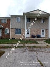 Building Photo - 6012 Holiday Gardens Dr