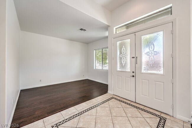 Foto del edificio - 1393 Romanesca Dr