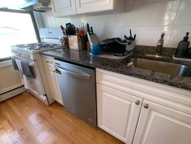 Foto del edificio - 181 Allston St