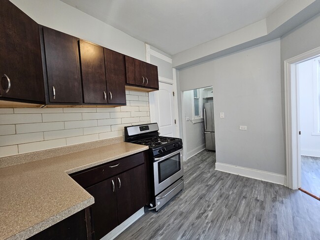 Foto del edificio - 926 N Monticello Ave