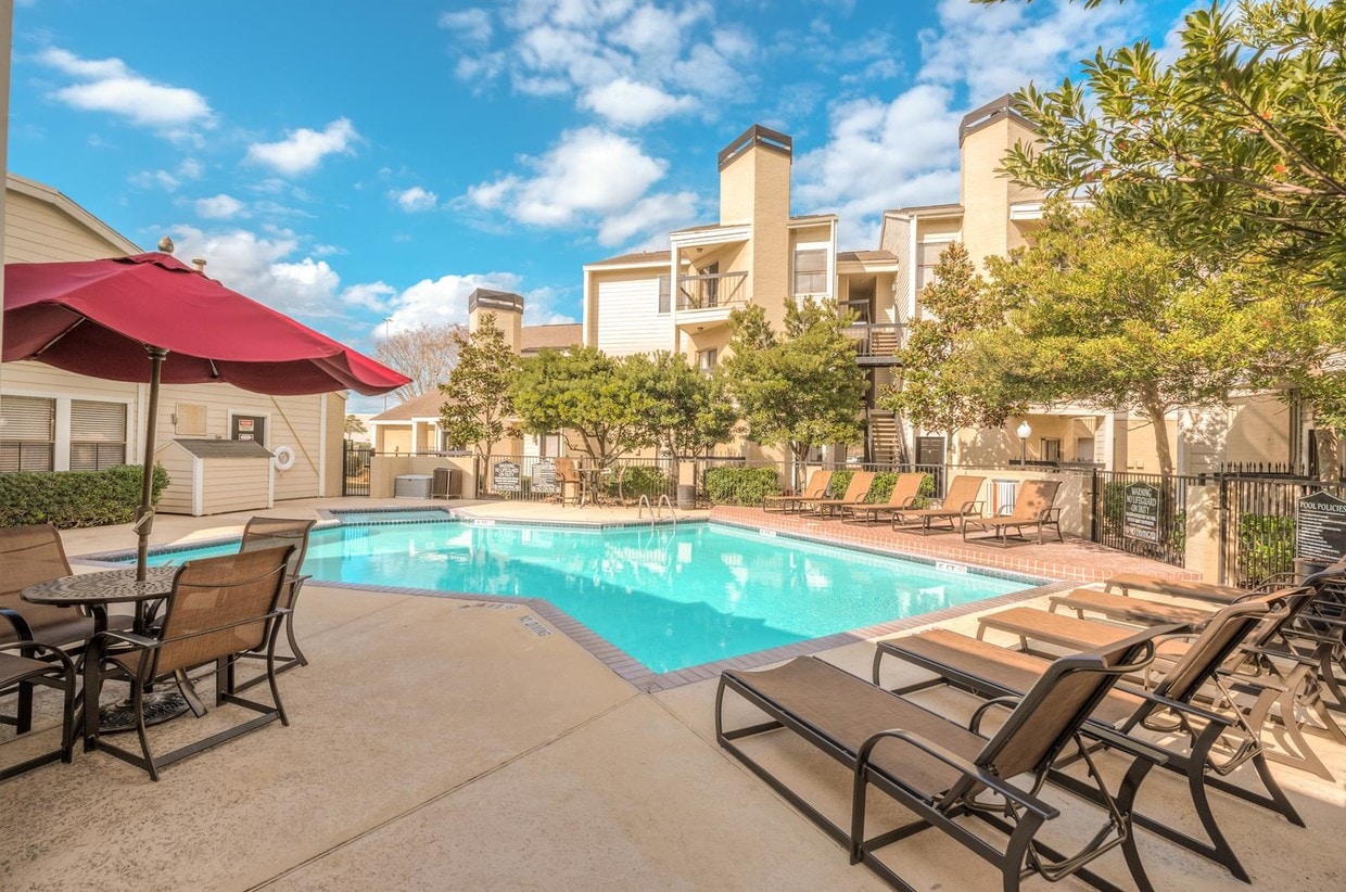 The Landings at Willowbrook Apartments Houston, TX