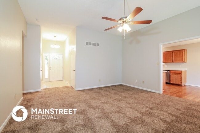Foto del edificio - 15100 E 49th St