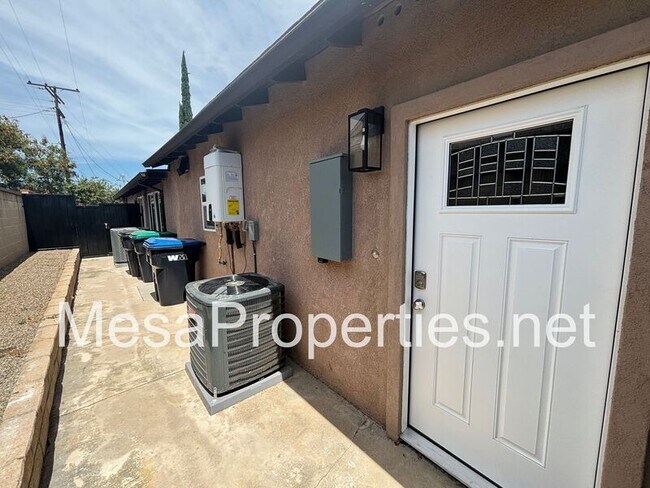 Foto del edificio - 930 Jadestone Ln
