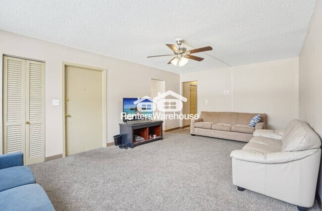 Foto del edificio - 5500 N Bryant Ave