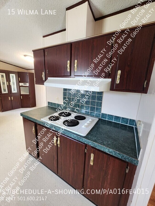 Building Photo - 15 Wilma Ln