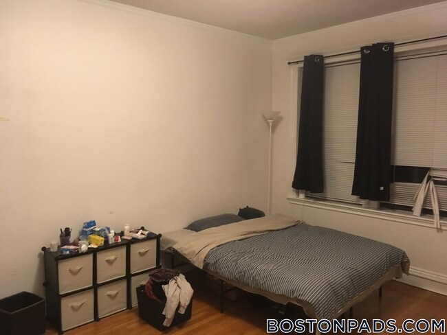 Building Photo - 17-19 Washington St.