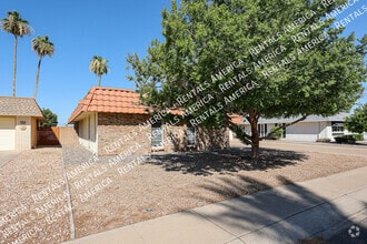 Building Photo - 13819 N Crown Point