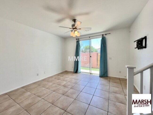 Building Photo - Cozy 2-story home with 3 bedrooms in Crism...