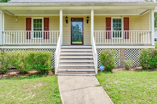 Foto del edificio - Charming 4-Bedroom Home in Prime Columbia ...