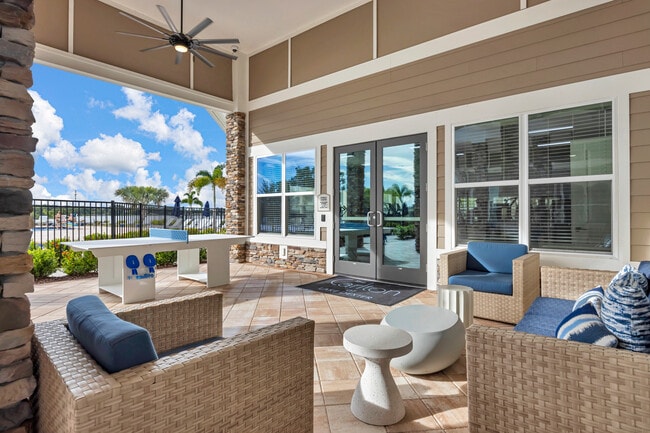 Foto del edificio - The Carlton at Lake Dexter