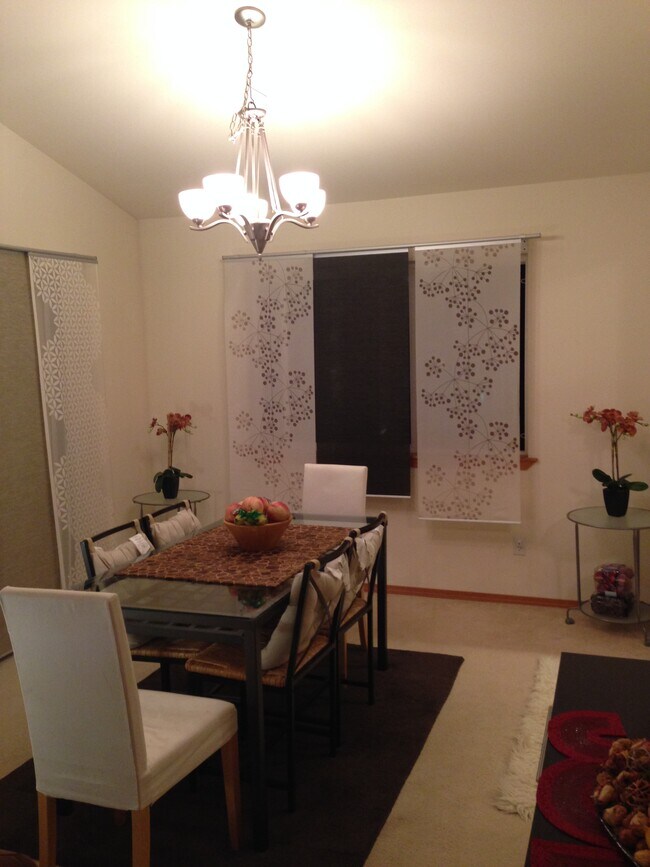 Foto del edificio - 757 N 102nd St
