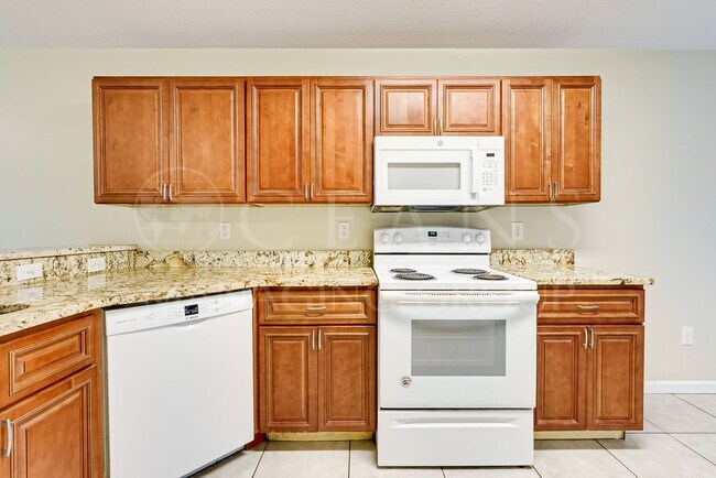 Foto del edificio - Charming 3-Bedroom Home Just 3 Blocks from the Ocean