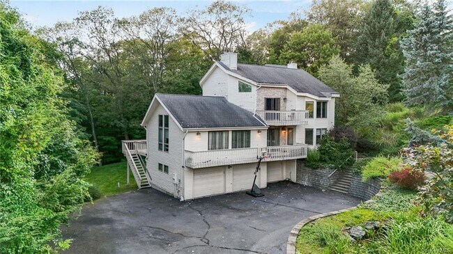 Foto del edificio - 25 S Ridge Rd