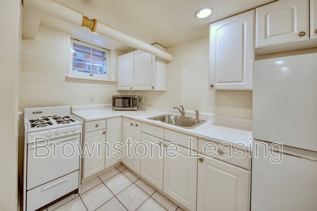 Foto del edificio - 1124 Emerson St