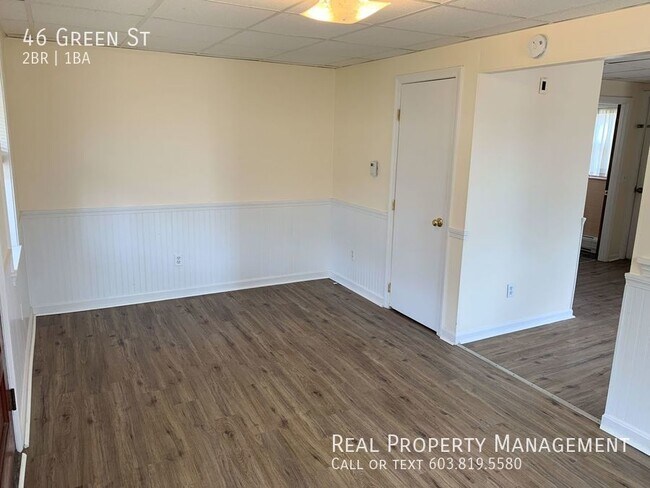 Building Photo - Spacious 2-Bedroom Apartment with Pet-Frie...