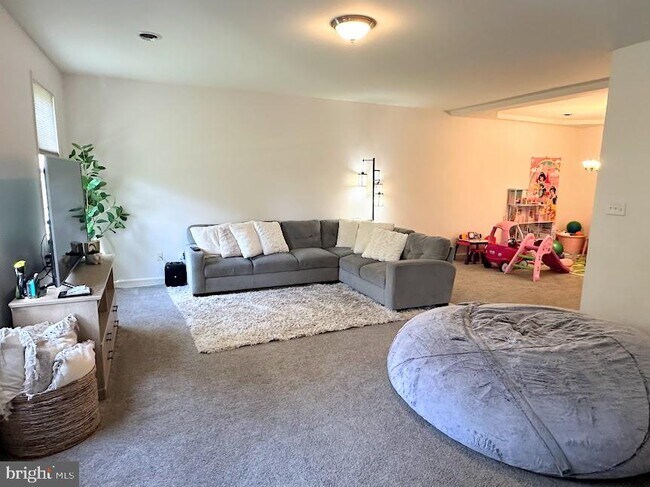 Foto del edificio - 203 Springmont Dr