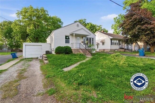 Photo - 128 Mounds Ave House