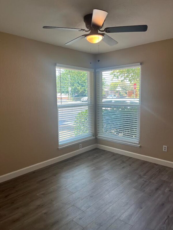 Foto del edificio - 5688 Andrea Blvd