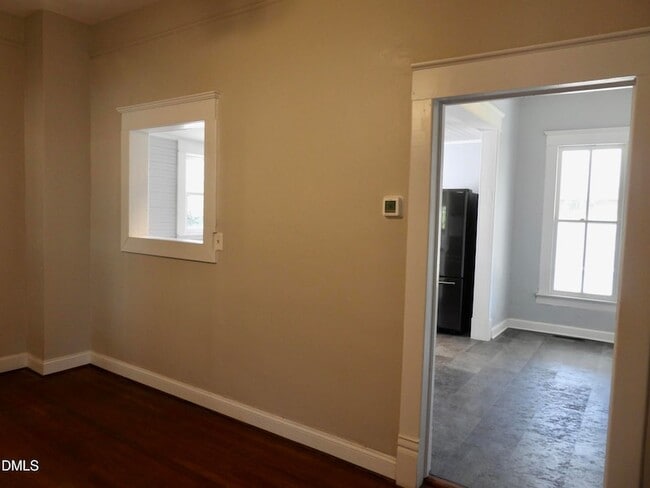 Building Photo - 483 W Salisbury St