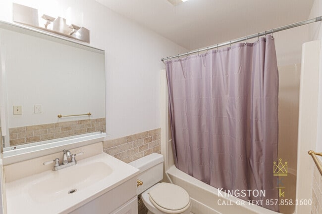 Building Photo - 96 Gainsborough St
