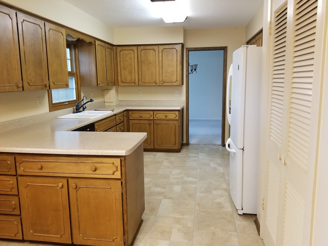 1701 70th St, Windsor Heights, IA 50324 House for Rent in Windsor