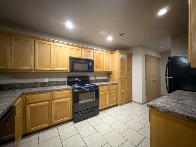 Foto del edificio - 908 N.46th Street-