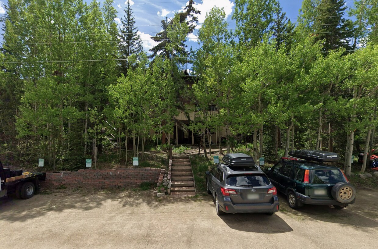 Foto principal - 232 Arapahoe Rd