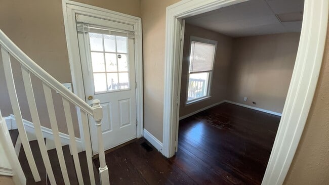 Building Photo - 112 Heaton Ave